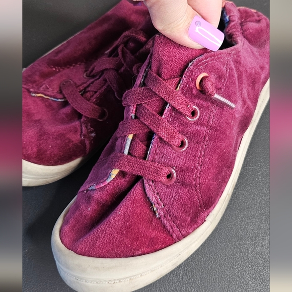 Cat & Jack Faux Lace Sneaker - Picture 5 of 5